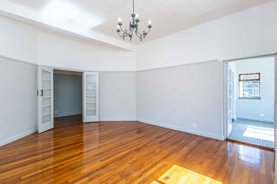 To Let 2 Bedroom Property for Rent in Sea Point Western Cape